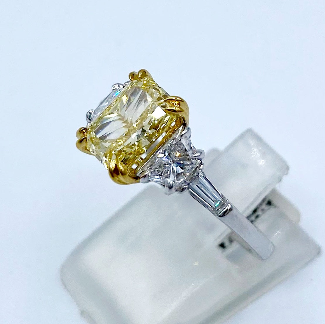 14k White Gold /Yellow Lab Diamond Ring
