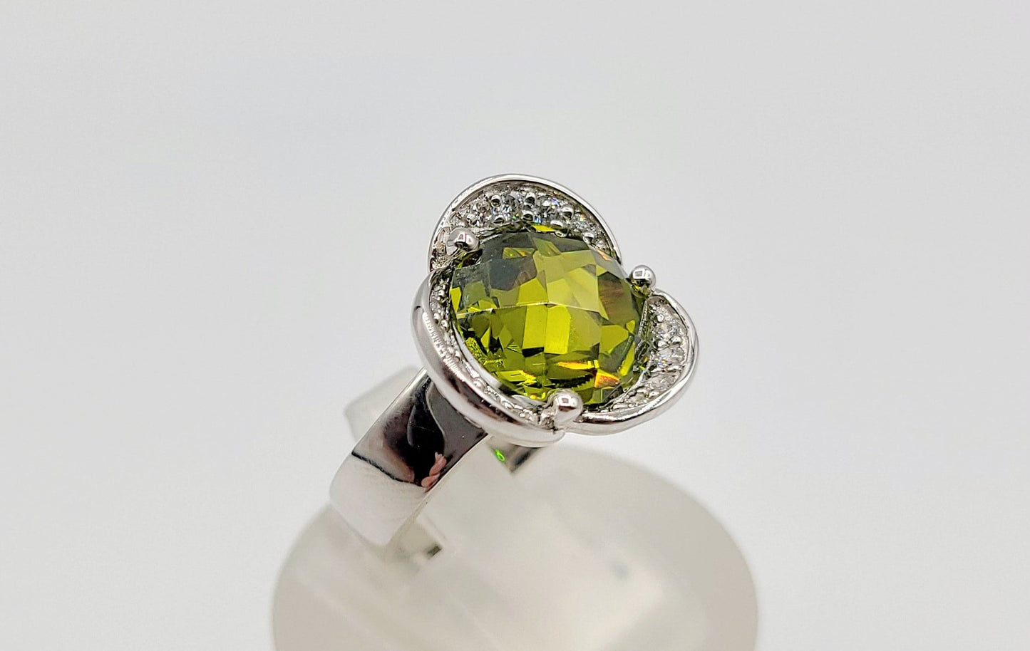 Silver 925 Olive color Ring