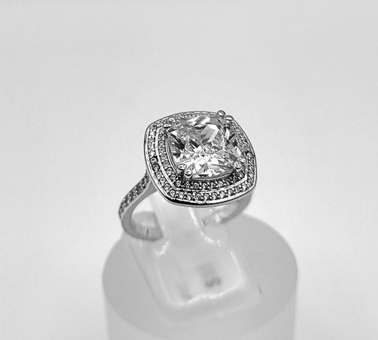 Sterling Silver  85pcs Cubic Zirconia Ring