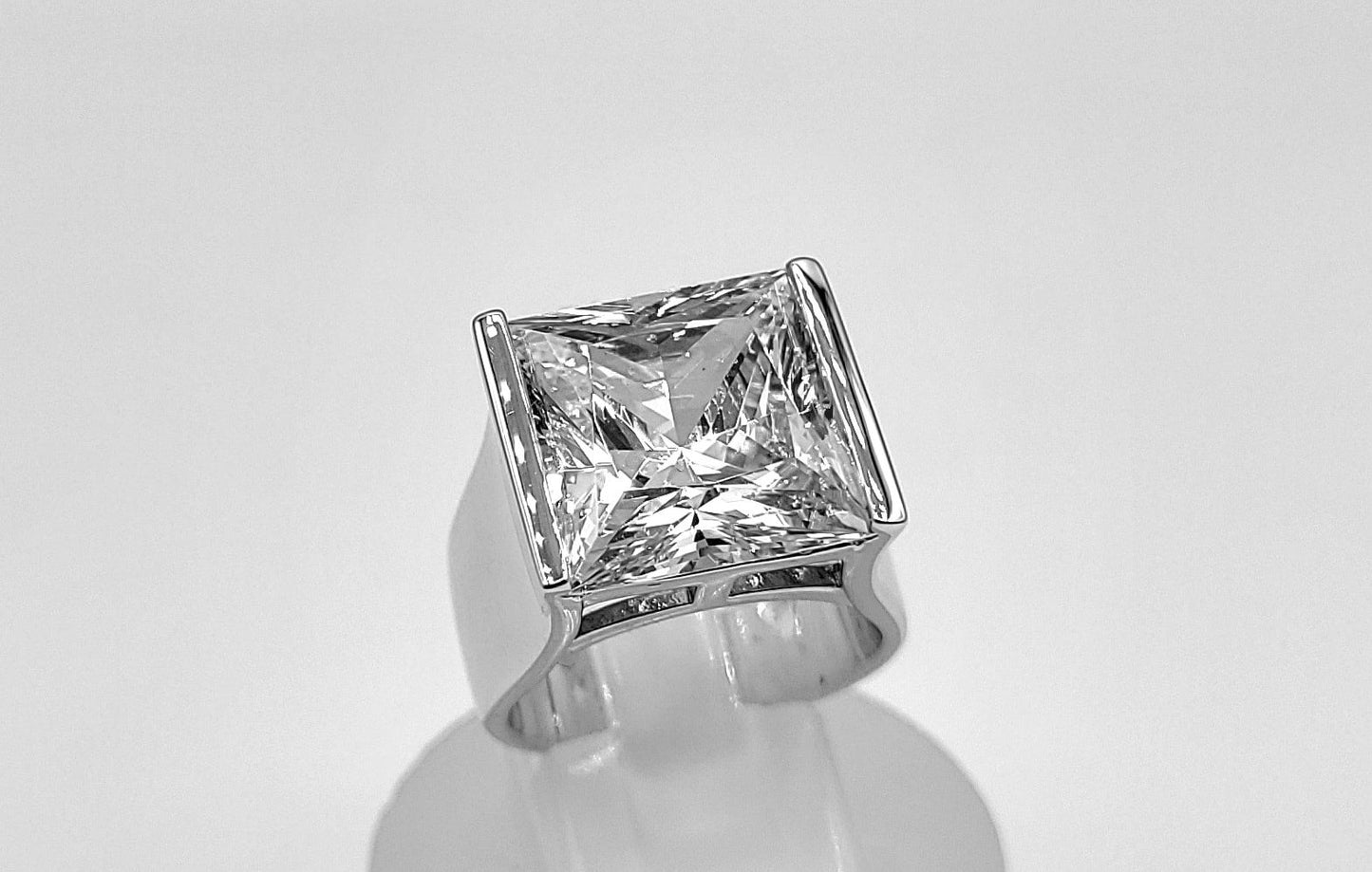 Sterling Silver Cubic Zirconia Ring