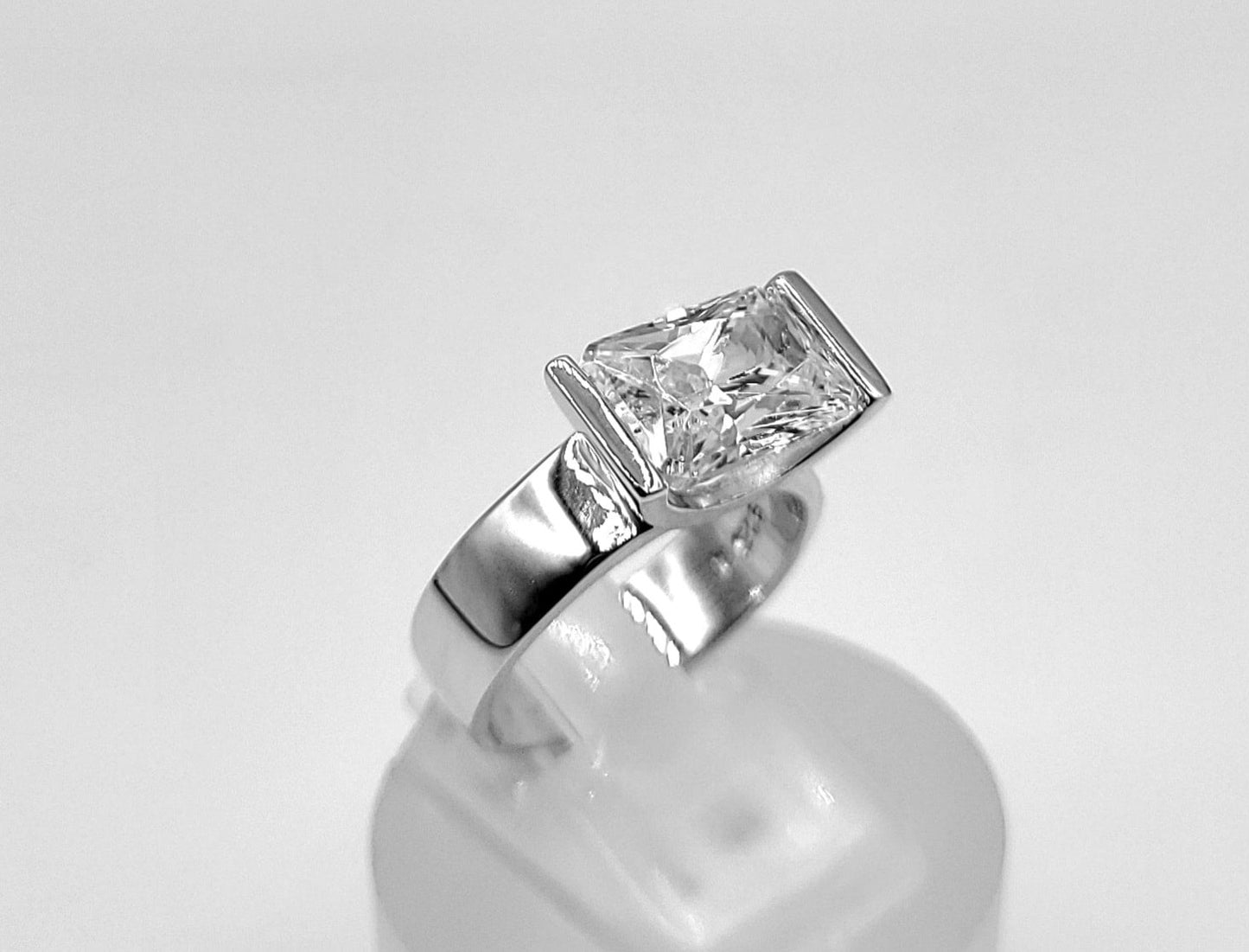 Sterling Silver Cubic Zirconia Ring