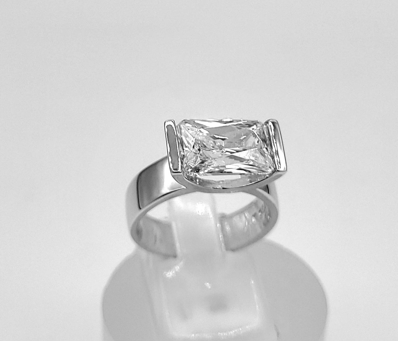 Sterling Silver Cubic Zirconia Ring