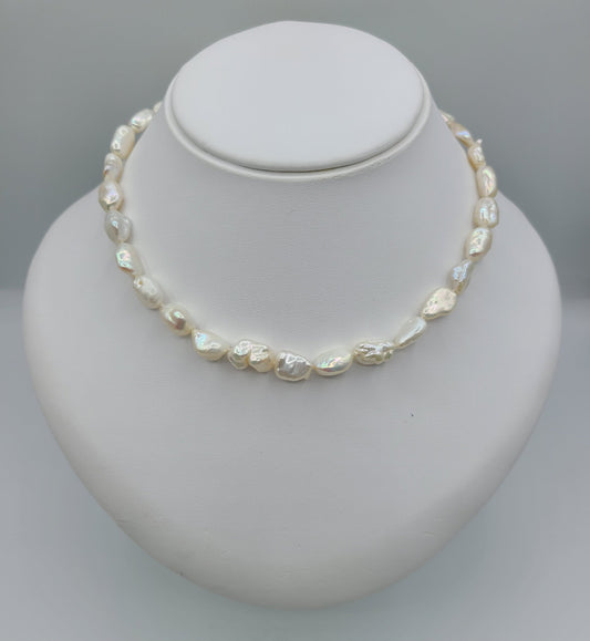Freshwater Pearl 18" with Gold Filled Clasp