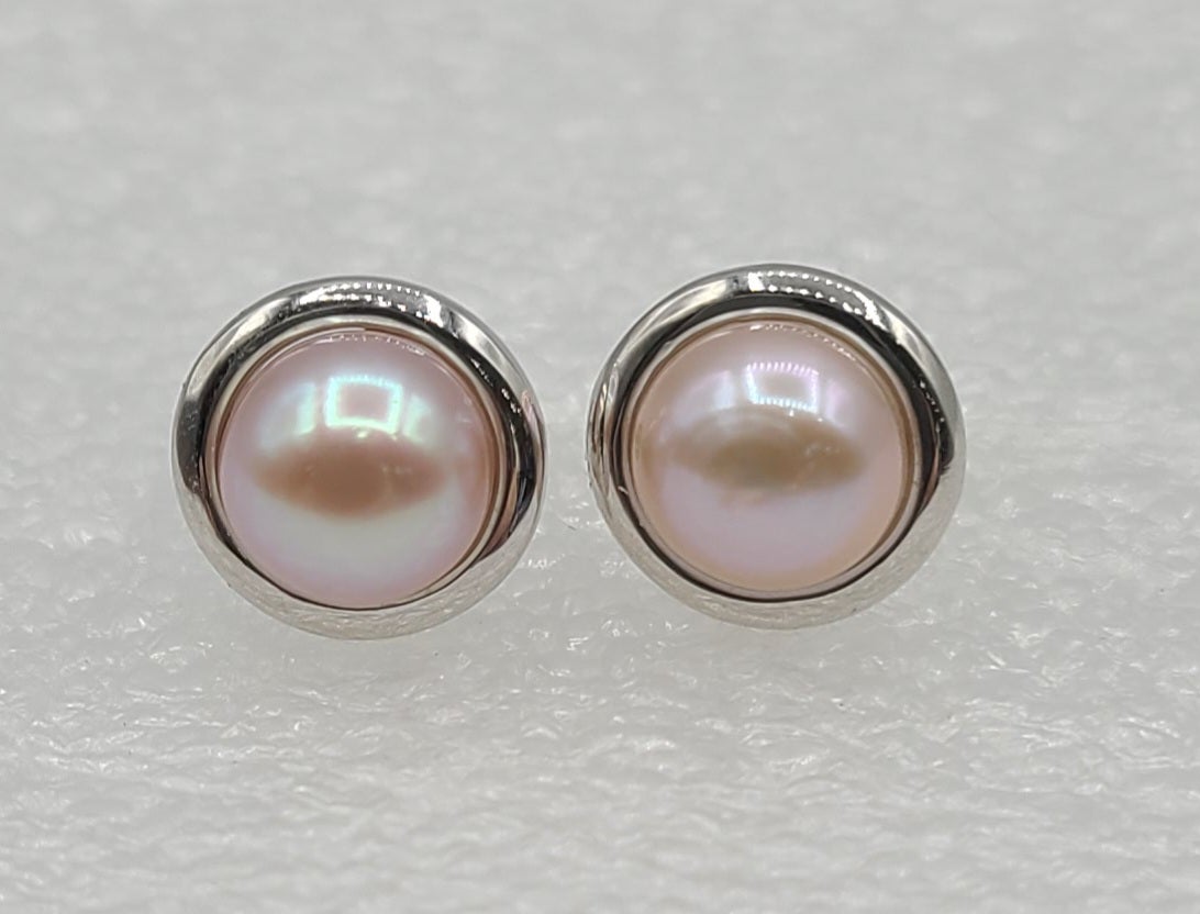 14kw Button Pearl Stud Earrings