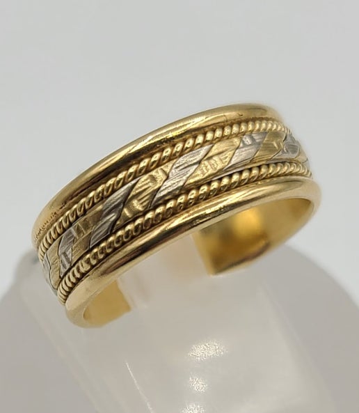 10k 2 Tones Design Wedding Band