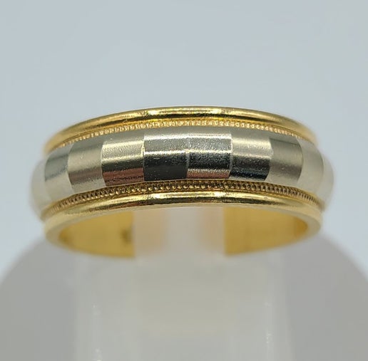 10k 2Tones Design Wedding Band