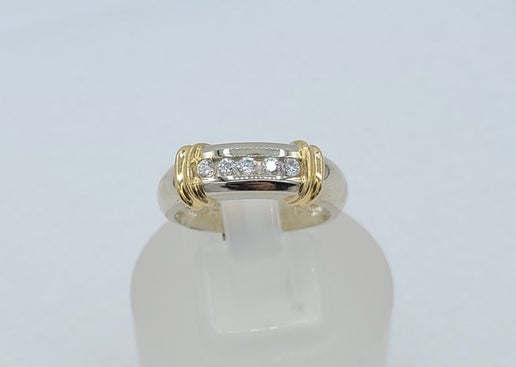 10k White and Yellow Gold Cubic Zirconia Ring
