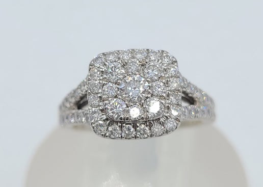 10k White Gold 1.00cttw Diamond Engagement Ring
